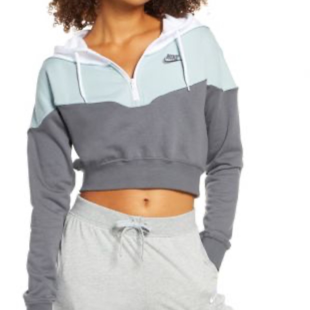 Nike Cropped half-zip crewneck